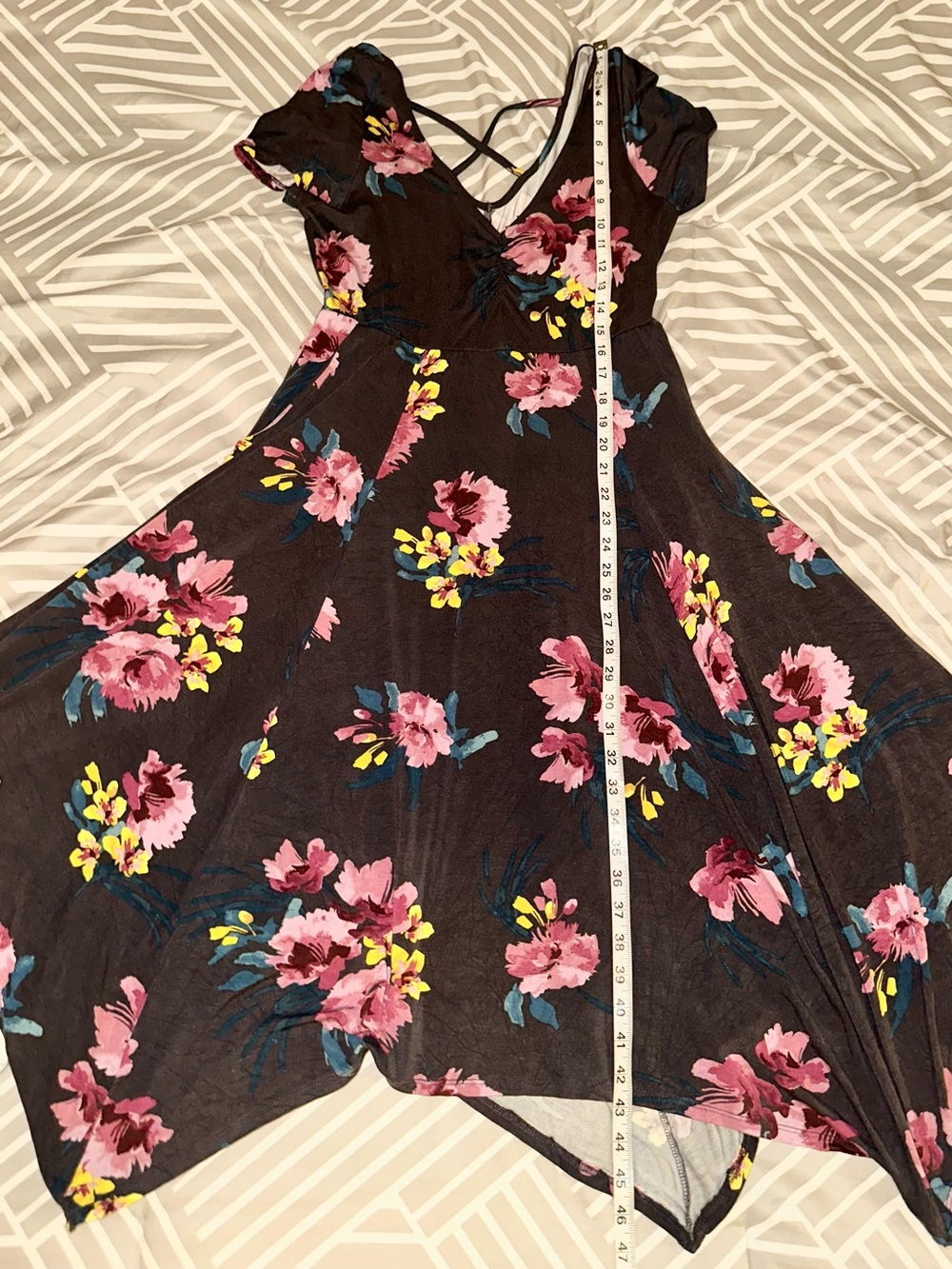 Torrid Super Soft Knits Gray Floral Dress, Size 0 (14W) - Picture 10 of 10